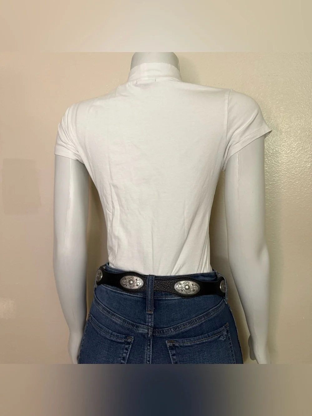 Black PU leather old silver tone buckle with concho details